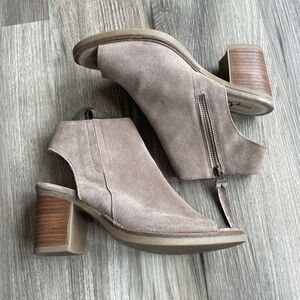 Bos & Co Celeste Suede Brown Leather Chelsea Ankle Boot Chunk Block Heel Sz 6.5